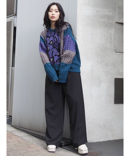 EVRIS（エヴリス）の「バイカラーケーブルニット（ニット/セーター・レディース・ブラック/ブルー/グリーン・FREE）」の13枚目の写真