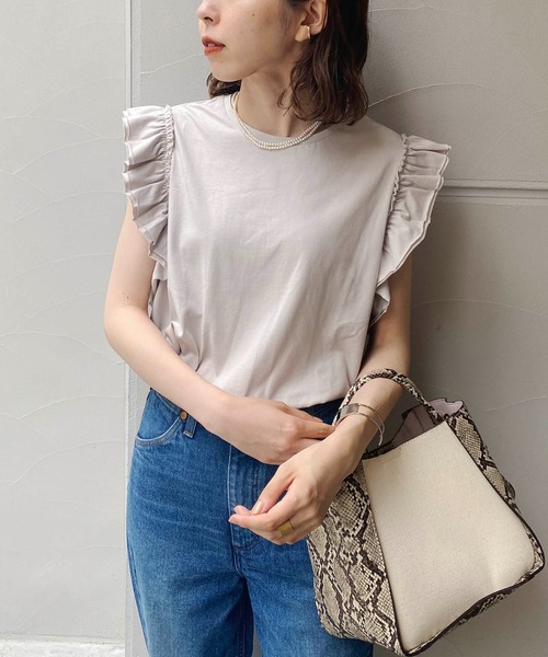CAPRICIEUX LE'MAGE（カプリシューレマージュ）の「フリルTシャツ（Tシャツ/カットソー・レディース・ホワイト/チャコールグレー/グレイッシュベージュ・FREE）」の14枚目の写真
