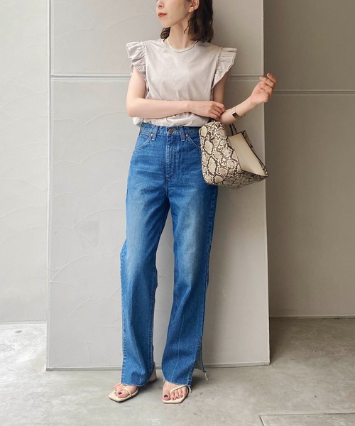 CAPRICIEUX LE'MAGE（カプリシューレマージュ）の「フリルTシャツ（Tシャツ/カットソー・レディース・ホワイト/チャコールグレー/グレイッシュベージュ・FREE）」の17枚目の写真