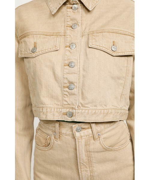 SLY（スライ）の「LUCAS CROP JK-E デニムジャケット（デニムジャケット・レディース・ベージュ・2/1）」の6枚目の写真