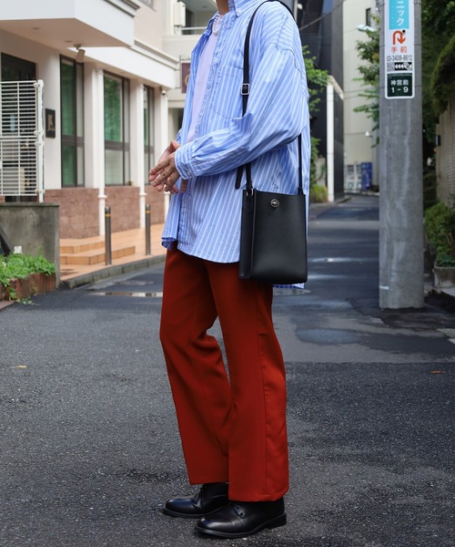 SPINNS（スピンズ）の「フェイクレザー スクエアショルダーバッグ（ショルダーバッグ・メンズ・ブラック/グリーン・ONESIZE）」の6枚目の写真