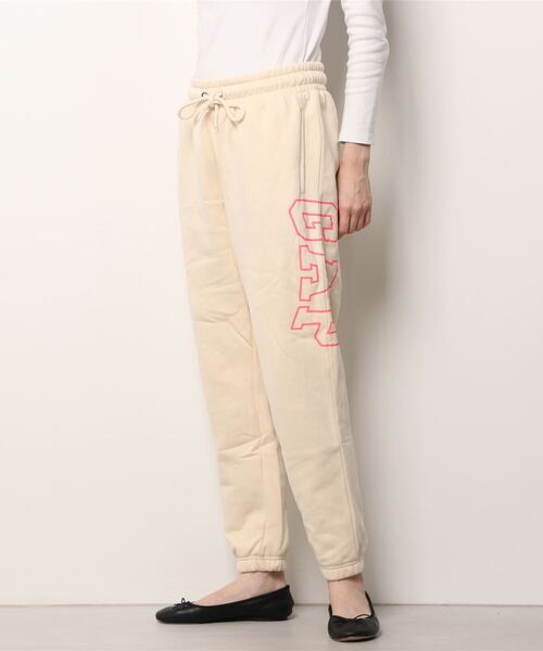 GAP(ギャップ)の「イージージョガー (セットアップ対応)(スウェットパンツ・レディース・ブラック/ネイビー/グレー/アイボリー/ピンク・S/M/XXS/L/XS)」の21枚目の写真
