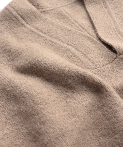andme（アンドミー）の「天竺編み長袖オーバーサイズVネックニットトップス（ニット/セーター・レディース・チャコールグレー/ベージュ/グリーン/オートミール・M）」の7枚目の写真