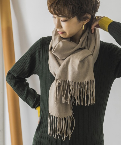 URBAN RESEARCH（アーバンリサーチ）の「カシミヤタッチストール（マフラー・レディース・ブラック/アイボリー/その他1/その他2/その他3/グレー系その他・FREE）」の4枚目の写真