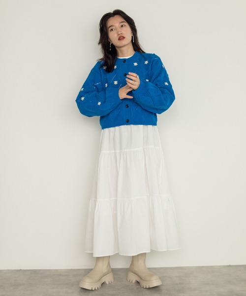 w closet(ダブルクローゼット)の「【新色追加】5Gポプコン編み+花刺繍カーディガン(カーディガン/ボレロ・レディース・オフホワイト/ブルー/オレンジ/ブラック・FREE)」の17枚目の写真