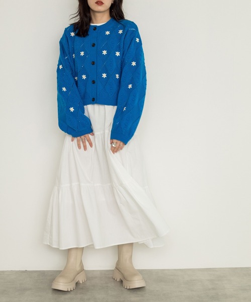 w closet(ダブルクローゼット)の「【新色追加】5Gポプコン編み+花刺繍カーディガン(カーディガン/ボレロ・レディース・オフホワイト/ブルー/オレンジ/ブラック・FREE)」の20枚目の写真