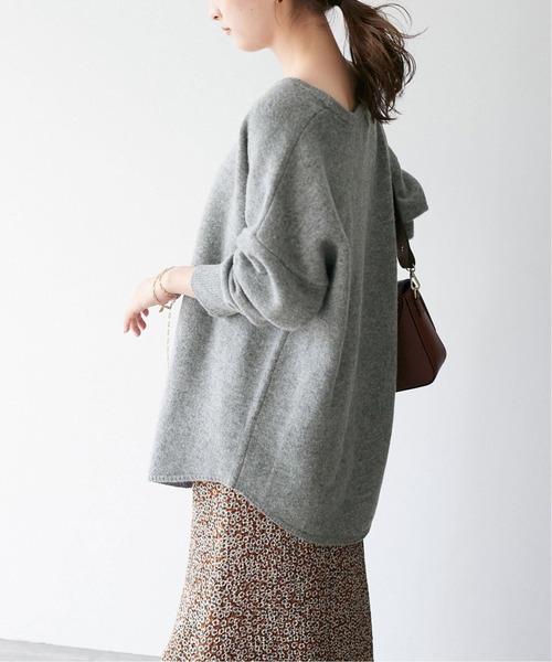 SLOBE IENA スムース クルーネックプルオーバー 長袖ニット グリーン IENA（イエナ）の「カシミヤ クルーネックプルオーバー