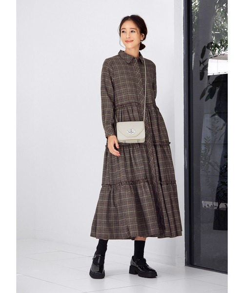 STYLE DELI（スタイルデリ）の「【LUXE】ステッチチェック柄ティアードワンピース（ワンピース・レディース・ブラック/ブラウン・01/02）」の19枚目の写真