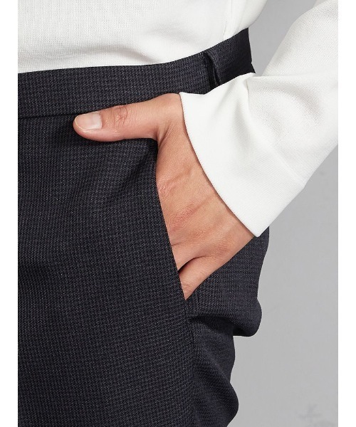 Perfect Suit FActory(パーフェクトスーツファクトリー)の「PSFAグッドビズスラックス千鳥(スラックス・メンズ・チャコールグレー/ネイビー・79/82/85/76/88)」の4枚目の写真