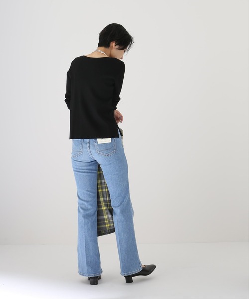 SOMETHING（サムシング）の「【SOMETHING/サムシング】lisa flare（デニムパンツ・レディース・ライトブルー・38/36）」の11枚目の写真