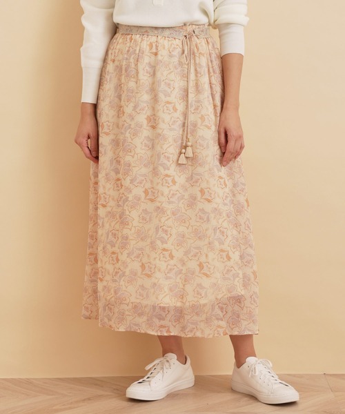 SALON adam et rope'(サロン アダム エ ロペ)の「ハーブプリントベルト付きロングフレアスカート(スカート・レディース・ネイビー/オレンジ・FREE)」の12枚目の写真