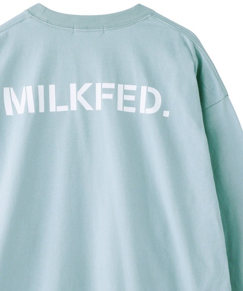 MILKFED.(ミルクフェド)の「BASIC STENCIL WIDE L/S TEE(Tシャツ/カットソー・レディース・ホワイト/ライトブルー/ブラック/ベージュ/グレー/ライトピンク・ONE SIZE)」の6枚目の写真