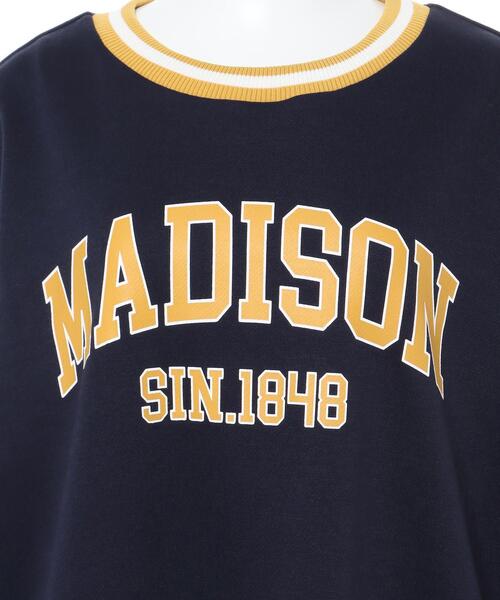 INGNI（イング）の「配色ラインカレッジロゴプルオーバー（Tシャツ/カットソー・レディース・グリーン/ネイビー/オートミール/オフホワイト・M）」の9枚目の写真