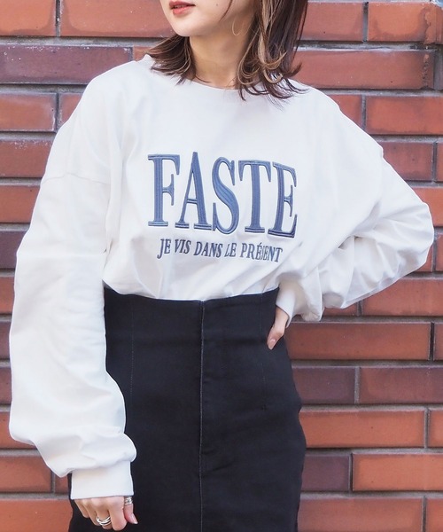 tiptop（ティップトップ）の「アソート刺繍BIGロンT（Tシャツ/カットソー・レディース・オフホワイト/ピンク/ホワイト系その他/ブラック系その他/ホワイト系その他2/ホワイト系その他3・FREE）」の3枚目の写真