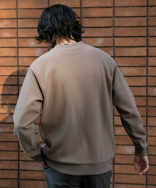 URBAN RESEARCH ROSSO MEN（アーバンリサーチロッソメン）の「『XLサイズあり』クレープカットポンチプルオーバー『セットアップ対応』（スウェット・メンズ・ブラック/ベージュ系その他/ライトグレー/ネイビー・MEDIUM/LARGE/SMALL/X-LARGE）」の6枚目の写真