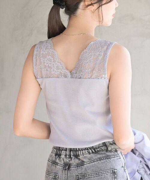 rps（アールピーエス）の「スクエアー×Ｖネック前後２ＷＡＹタンクトップ（タンクトップ・レディース・ブラック/オフホワイト/グレイッシュベージュ/ブラウン/ピンクベージュ/サックスブルー・M/L）」の17枚目の写真