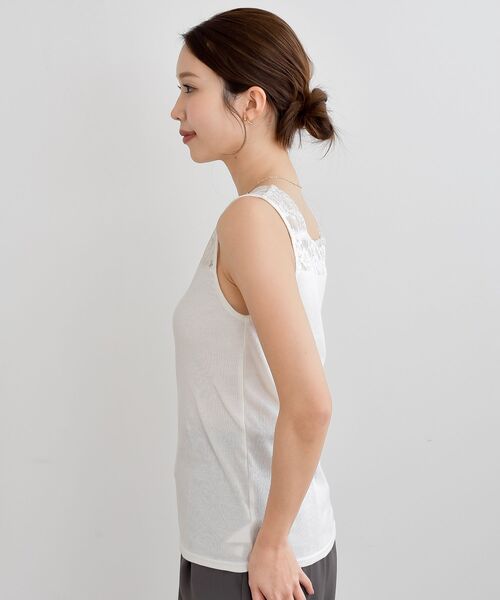 rps（アールピーエス）の「スクエアー×Ｖネック前後２ＷＡＹタンクトップ（タンクトップ・レディース・ブラック/オフホワイト/グレイッシュベージュ/ブラウン/ピンクベージュ/サックスブルー・M/L）」の20枚目の写真