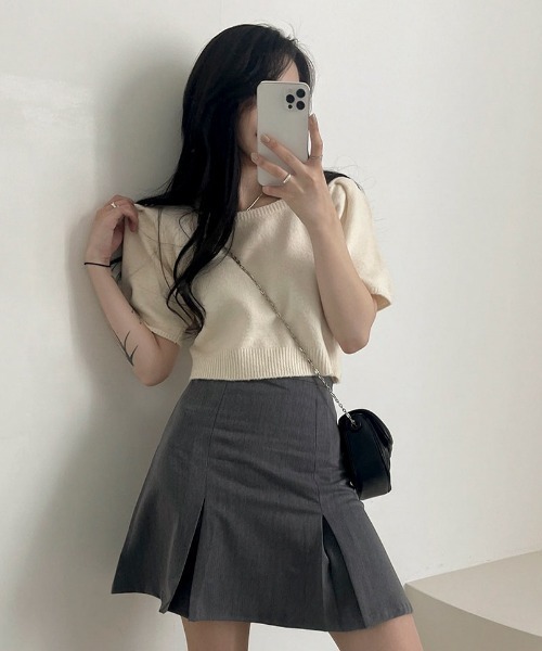 BEIDELLI（ベイデリー）の「[BELLIDE MADE] スクエアネッククロップ半袖カットソー（Tシャツ/カットソー・レディース・アイボリー/グレー/イエロー・FREE）」の8枚目の写真