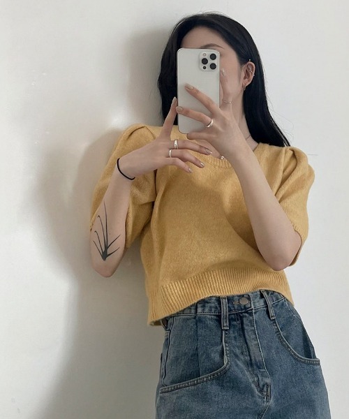 BEIDELLI（ベイデリー）の「[BELLIDE MADE] スクエアネッククロップ半袖カットソー（Tシャツ/カットソー・レディース・アイボリー/グレー/イエロー・FREE）」の5枚目の写真