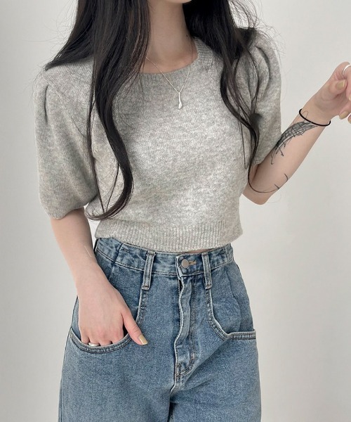 BEIDELLI（ベイデリー）の「[BELLIDE MADE] スクエアネッククロップ半袖カットソー（Tシャツ/カットソー・レディース・アイボリー/グレー/イエロー・FREE）」の19枚目の写真