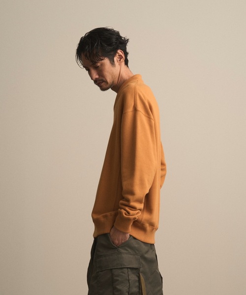 和ROBE(ワローブ)の「和ROBE / JUBAN WIDE SWEAT(スウェット・メンズ・ブラック/グレー/スモークピンク/プラム/グリーン/アイボリー/マスタード・1/2/3)」の1枚目の写真