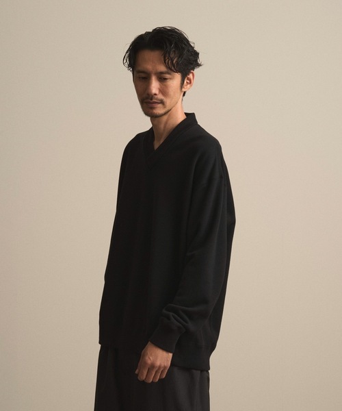 和ROBE(ワローブ)の「和ROBE / JUBAN WIDE SWEAT(スウェット・メンズ・ブラック/グレー/スモークピンク/プラム/グリーン/アイボリー/マスタード・1/2/3)」の10枚目の写真