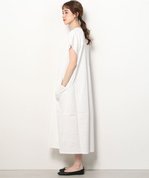 manana suerte（マニャーナスエルテ）の「コットンスリットネックワンピース（ワンピース・レディース・ブラック/ホワイト・FREE）」の15枚目の写真