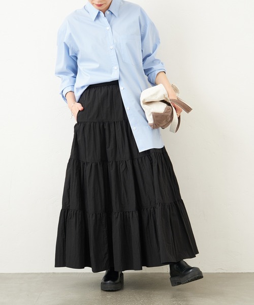 JOURNAL STANDARD（ジャーナルスタンダード）の「シャイニークロスティアードスカート（スカート・レディース・ブラック/グリーン系その他2・38/36）」の2枚目の写真