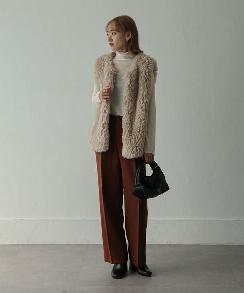 シアーハイネックトップス