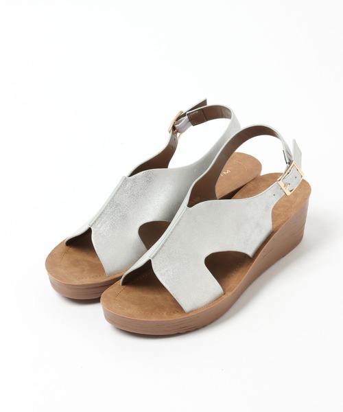 LEPSIM（レプシィム）の「やみつき！クッションウエッジサンダル　264204（サンダル・レディース・ブラック/シルバー/グレイッシュベージュ・SMALL/MEDIUM/LARGE）」の9枚目の写真