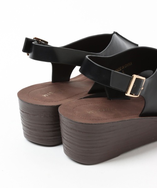 LEPSIM（レプシィム）の「やみつき！クッションウエッジサンダル　264204（サンダル・レディース・ブラック/シルバー/グレイッシュベージュ・SMALL/MEDIUM/LARGE）」の21枚目の写真