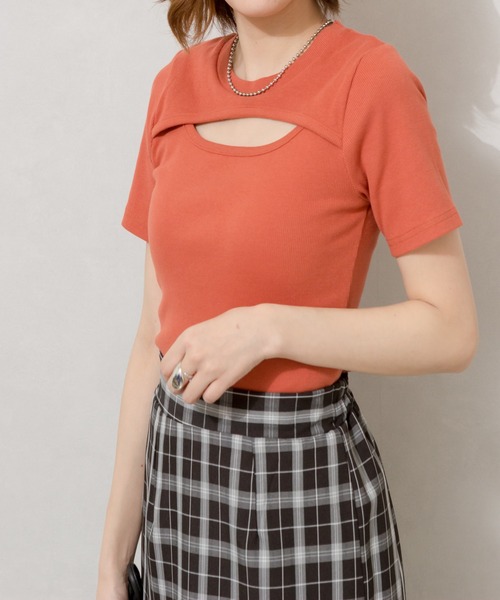 SpRay(スプレイ)の「テレコデコルテオ-プンカットソー(Tシャツ/カットソー・レディース・ブラック/オレンジ/グリーン/アイボリー/ピンク系その他・FREE)」の19枚目の写真