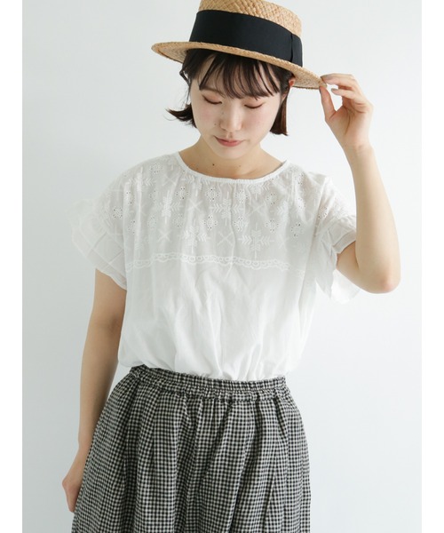 Samansa Mos2（サマンサ モスモス）の「ドッキング刺繍カットソー（Tシャツ/カットソー・レディース・ブラック/ベージュ/オフホワイト/ミント・ﾌﾘ-）」の2枚目の写真