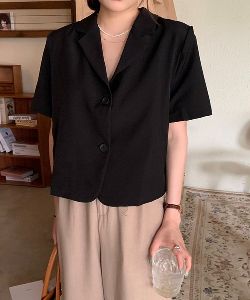 me+em select（ミームセレクト）の「【 ６色展開 】半袖テーラードサマージャケット（テーラードジャケット・レディース・グリーン/ベージュ/ブラウン/ブラック/キャメル/ダークパープル・FREE）」の7枚目の写真