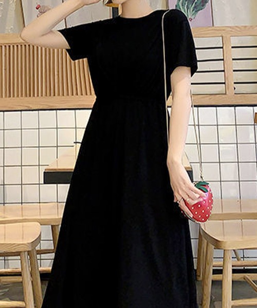 Amulet(アミュレット)の「ウエストギャザーTシャツワンピース(ワンピース・レディース・ブラウン/ベージュ/ブラック/マスタード・L/XL/M)」の12枚目の写真