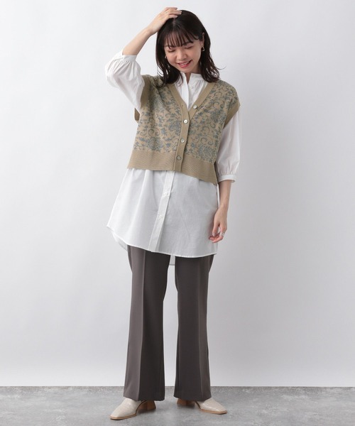 RAGEBLUE（レイジブルー）の「2WAYフラワー柄ニットベスト（ベスト・レディース・ブラック/ベージュ/グリーン・FREE）」の4枚目の写真