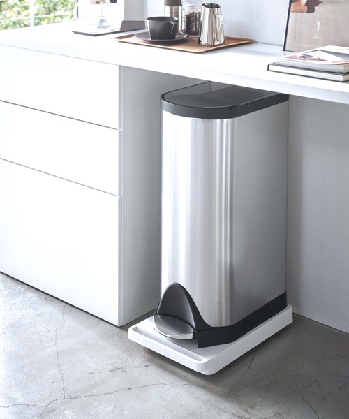 BIRTHDAY BAR(バースデイバー)の「tower 台車(収納グッズ・レディース・ホワイト/ブラック・フリー)」の7枚目の写真