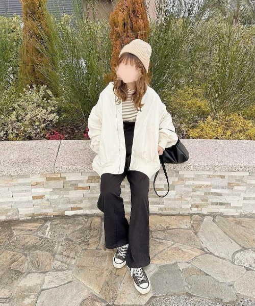 ap retro(アプレトロ)の「ボリュームスリーブMA-1ブルゾン(MA-1・レディース・アイボリー/グレイッシュベージュ/カーキ/ブラック/ライトカーキ・FREE)」の20枚目の写真