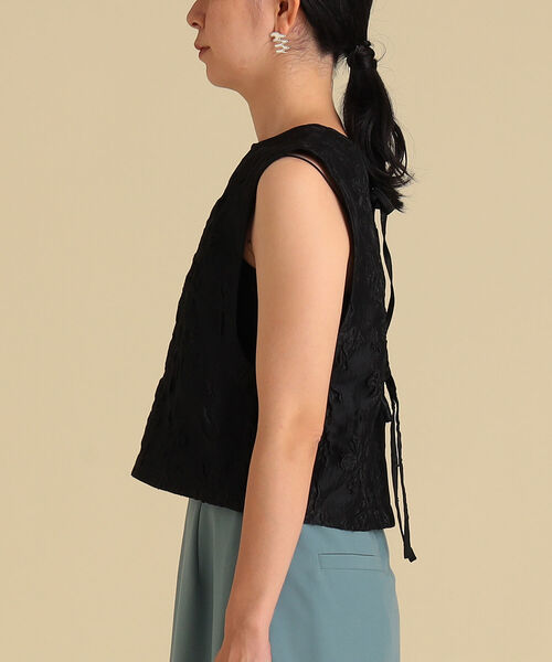 Ray BEAMS(レイビームス)の「Ray BEAMS / ジャカード バック リボン ベスト(ベスト・レディース・オフホワイト/ブラック・ONE SIZE)」の12枚目の写真