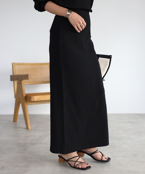 mi via loca(ミヴィアロカ)の「シャーリングタイトスカート(スカート・レディース・ブラック/ベージュ/ブルー・FREE)」の16枚目の写真