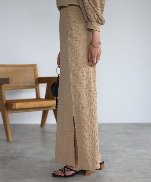 mi via loca(ミヴィアロカ)の「シャーリングタイトスカート(スカート・レディース・ブラック/ベージュ/ブルー・FREE)」の5枚目の写真