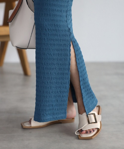 mi via loca(ミヴィアロカ)の「シャーリングタイトスカート(スカート・レディース・ブラック/ベージュ/ブルー・FREE)」の22枚目の写真