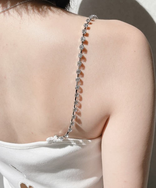 lilLilly（リルリリー）の「ストーンチェーンキャミトップス（キャミソール・レディース・ホワイト/ブラック/ブルー・FREE）」の11枚目の写真