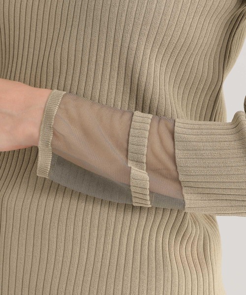 Andemiu（アンデミュウ）の「ソデシアーリブニット147289（ニット/セーター・レディース・オフホワイト/ベージュ/ブルー・FREE）」の6枚目の写真