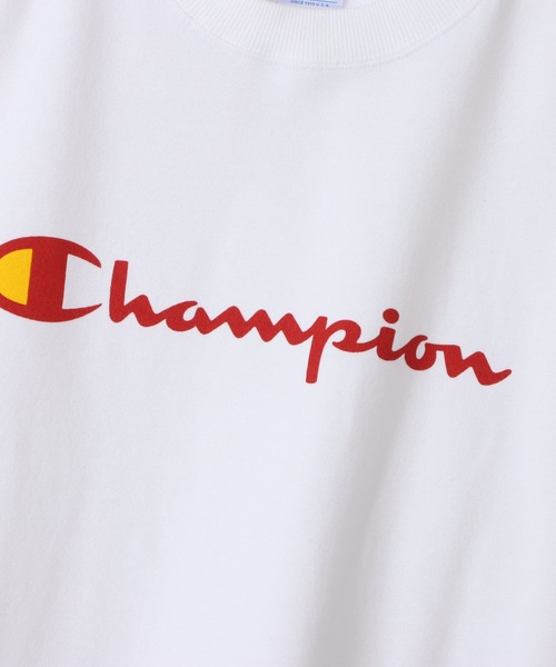 Champion（チャンピオン）の「【Champion/チャンピオン】メンズ ベーシック クルーネックスウェットシャツ（スウェット・メンズ・ホワイト/ブラック/ネイビー/ブラウン/グレー・SMALL/MEDIUM/LARGE/X-LARGE）」の6枚目の写真