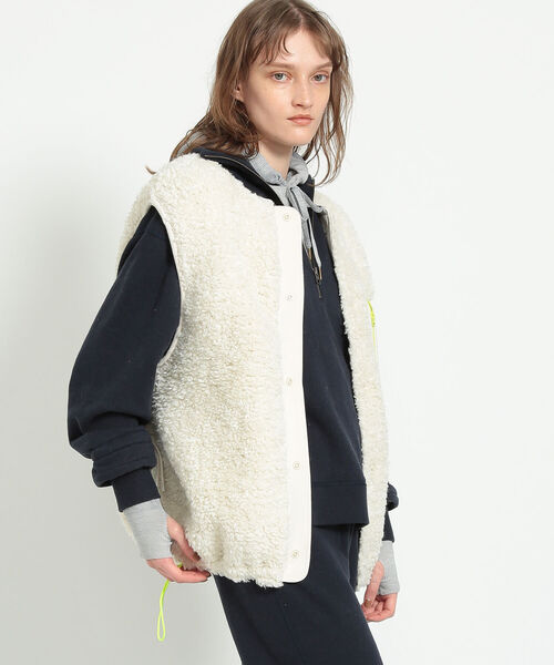 BEAMS BOY（ビームスボーイ）の「maturely / Boa Fleece Vest（ベスト