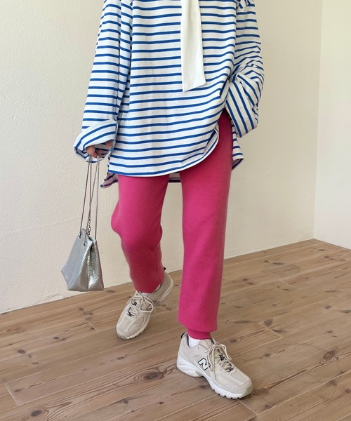 wee9s（ウィークス）の「alpaca touch knit pants / アルパカタッチウエストゴムニットパンツ（スウェットパンツ・レディース・キャメル/グリーン/ピンク/オレンジ/ブラック/アイボリー・FREE）」の5枚目の写真