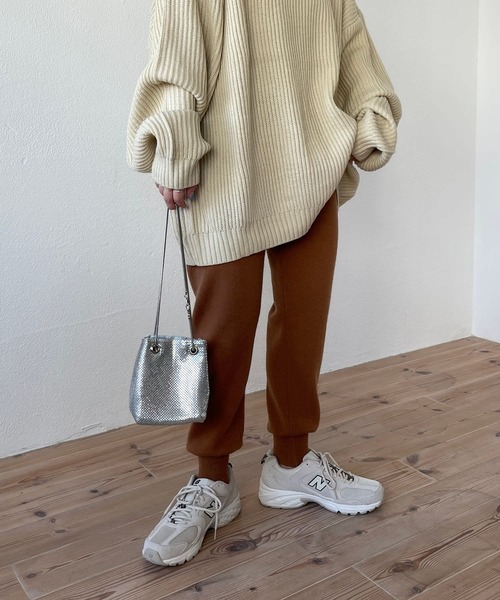 wee9s（ウィークス）の「alpaca touch knit pants / アルパカタッチウエストゴムニットパンツ（スウェットパンツ・レディース・キャメル/グリーン/ピンク/オレンジ/ブラック/アイボリー・FREE）」の15枚目の写真