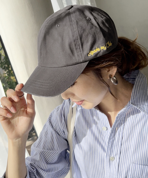 upperhights(アッパーハイツ)の「【upper hights/アッパーハイツ】別注 Baseball Cap(キャップ・レディース・ベージュ/ボルドー/ブラック系その他・FREE)」の2枚目の写真