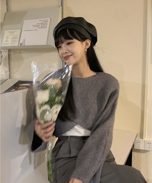 HALEY PESCA（ヘーリーペスカ）の「HALEY PESCA/ショート丈 カシュクールニット トップス（ニット/セーター・レディース・アイボリー/ブラック/グレー・FREE）」の17枚目の写真